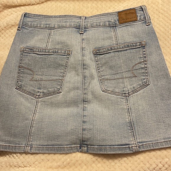 American Eagle size 8 denim button up jean skirt - Picture 3 of 5